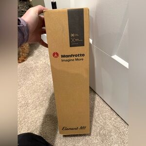 ManFrotto Element Mll camera tripod